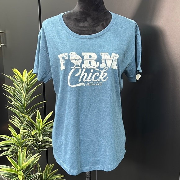 Ariat Farm Life Chick, extended back hem line,crewneck, logo, short sleeve T - Picture 1 of 8